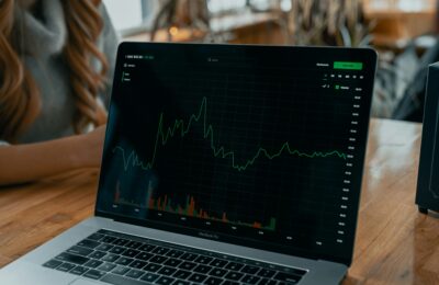 StashAway vs Wahed vs MyTHEO robo advisor comparison Malaysia 2026